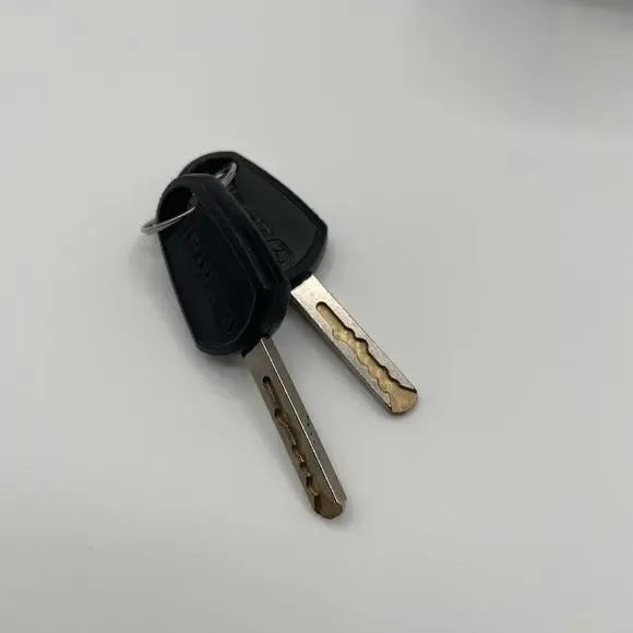 Zefal 5’ Black Bicycle Cable Lock with 2 Keys Bike Scooter Car - Picture 5 of 6